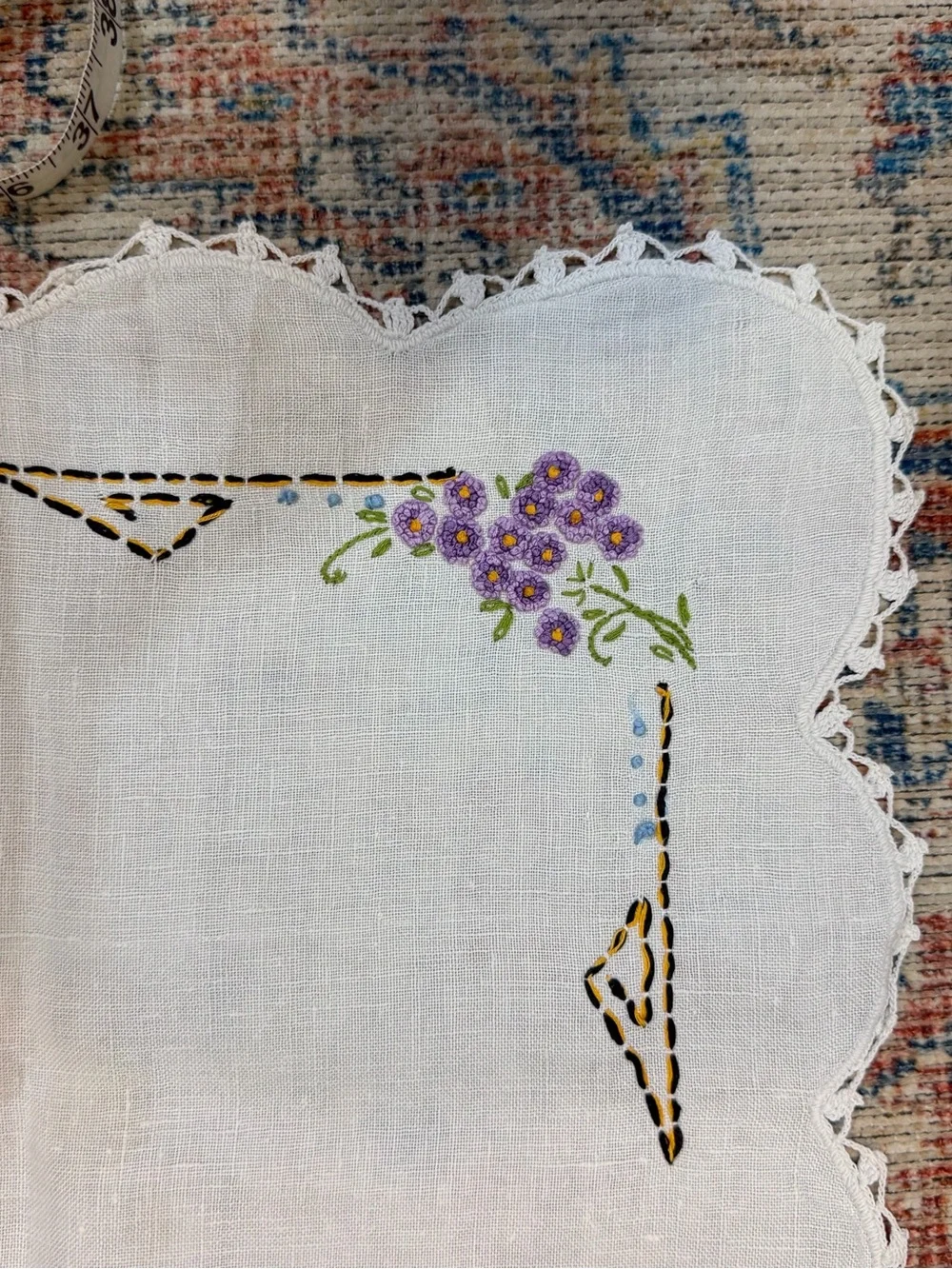 Vintage Hand Embroidered Linen Tablecloth White Floral Scalloped 32x32 Cottage